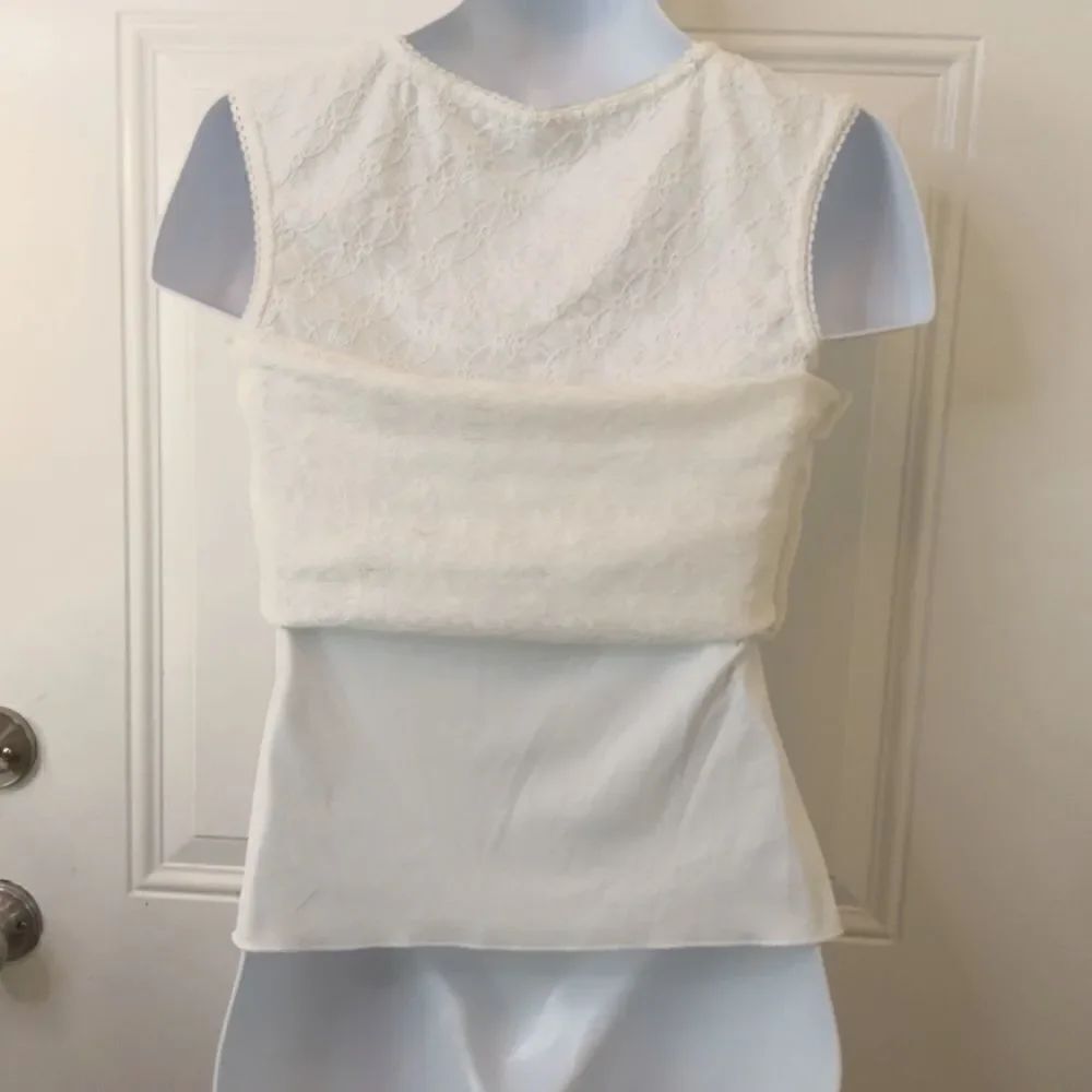 Wrapper White lace fully lined tank top - Picture 7 of 8